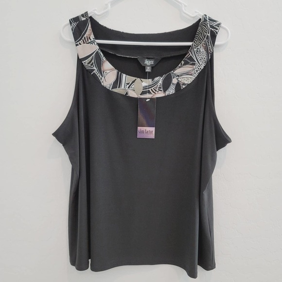 Investments Tops - NWT Slim Factor by Investments Black Jungle Sleeveless Top Women's Size 2X